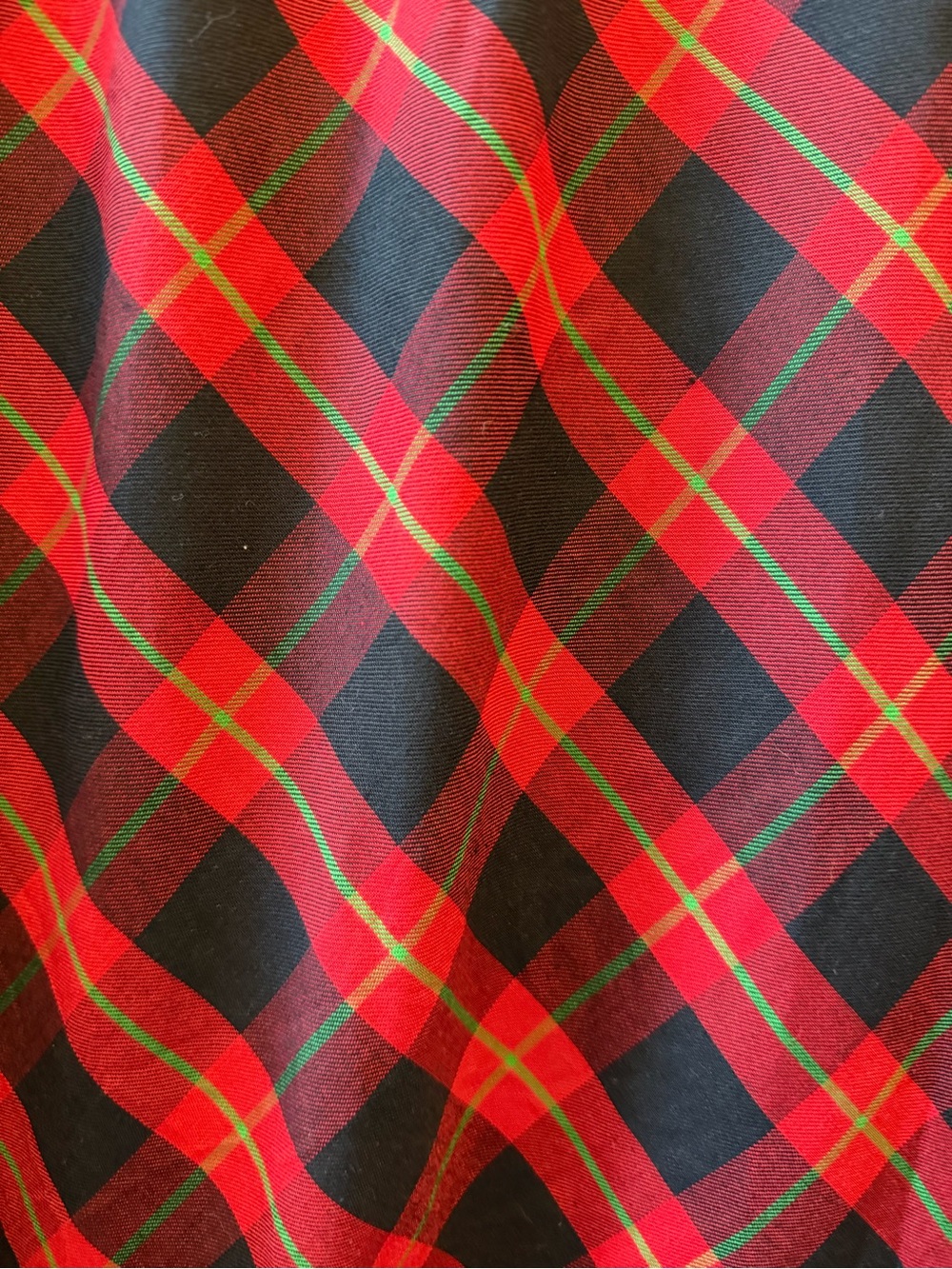 Disney Red Black Green Plaid Minnie Mouse Nightgown NEW Ice Skating Christmas - Picture 8 of 9